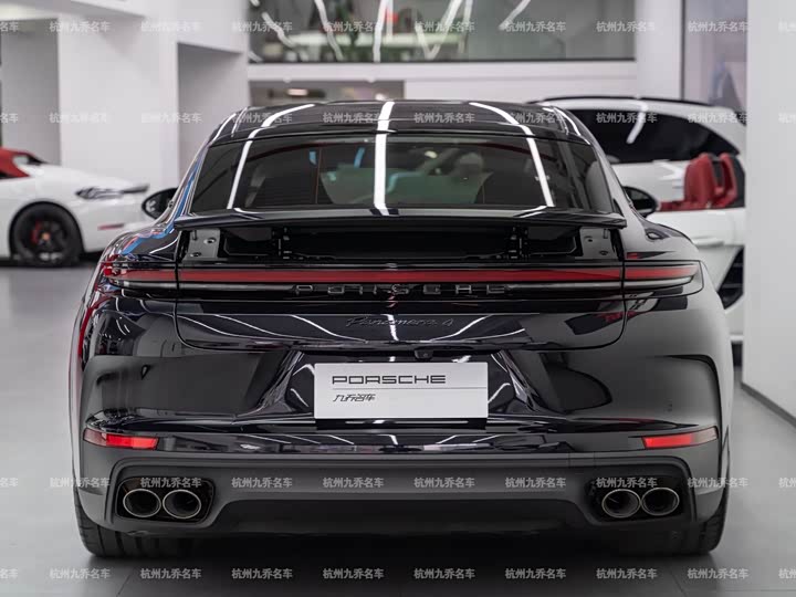 Фото 5 - Porsche Panamera