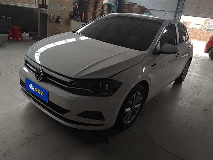 Фото 1 - Volkswagen Polo