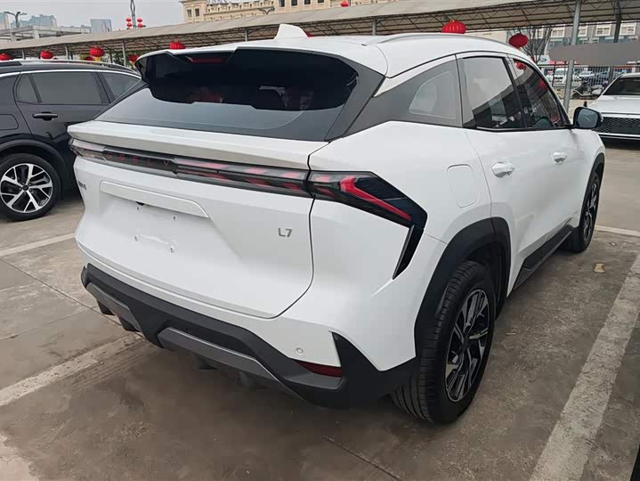 Фото 3 - Geely Galaxy L7