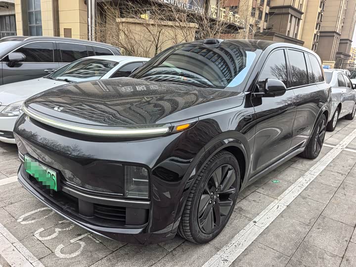 Фото 1 - LiXiang L9