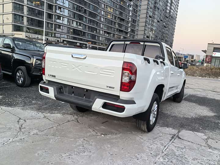 Фото 5 - Maxus T60