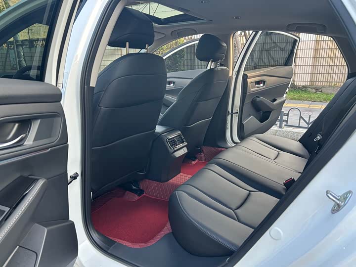 Фото 6 - Honda Inspire