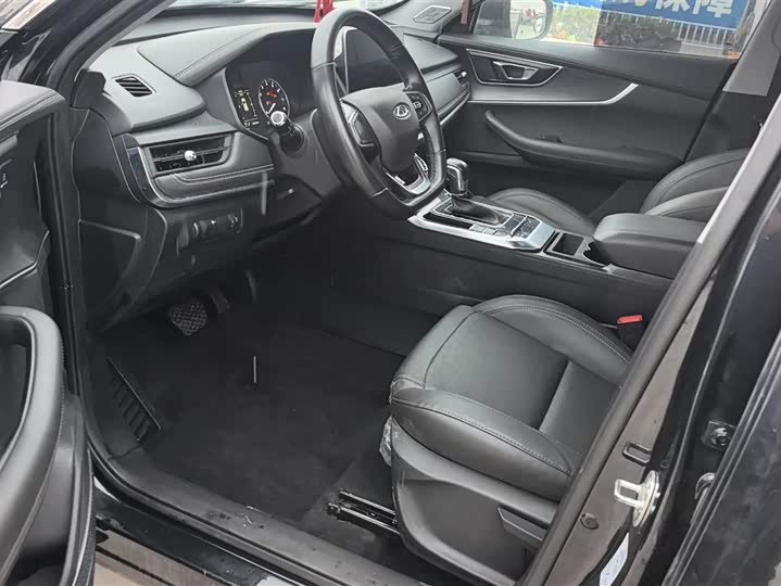 Фото 9 - Chery Tiggo 8