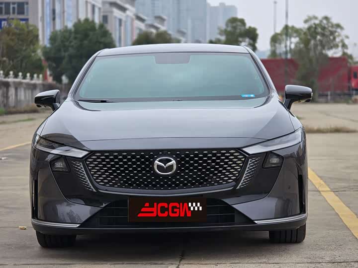 Фото 2 - Mazda EZ-6