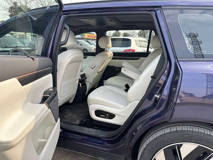 Фото 5 - Dongfeng Yipai eπ 008