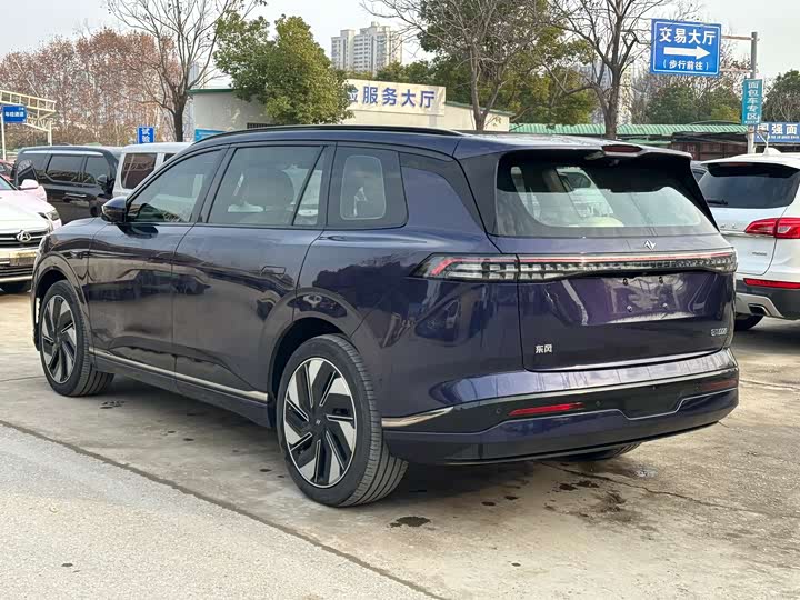 Фото 9 - Dongfeng Yipai eπ 008