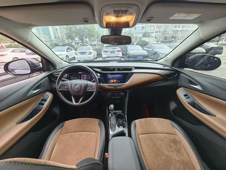 Фото 8 - Buick Encore GX