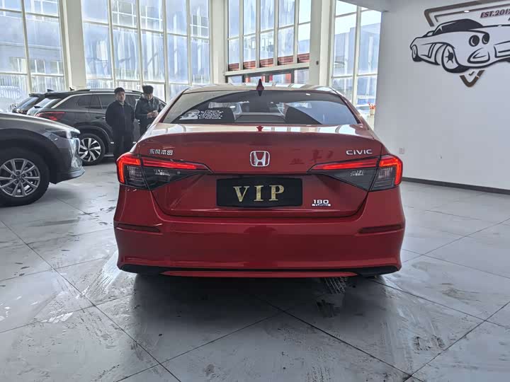 Фото 4 - Honda Civic