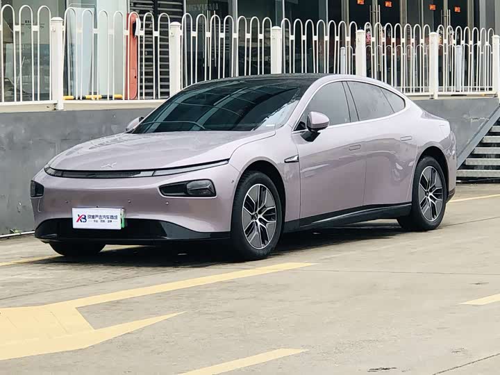 Фото 1 - XPeng P7