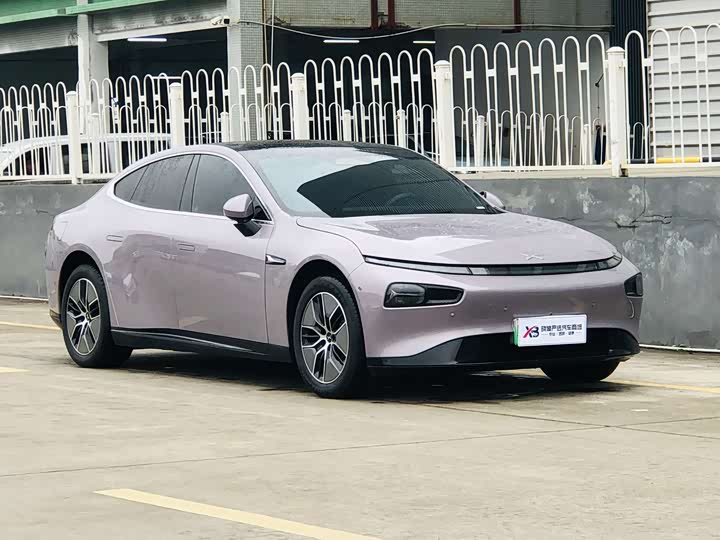 Фото 3 - XPeng P7