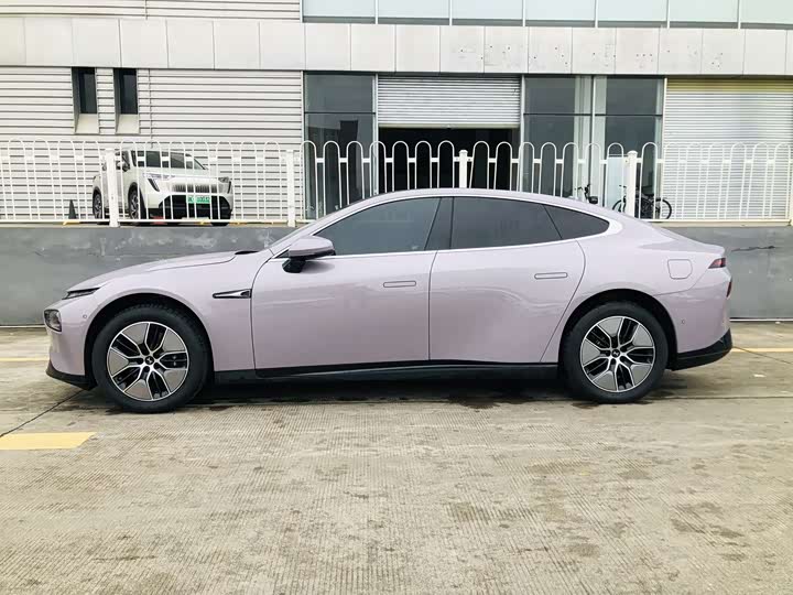 Фото 5 - XPeng P7