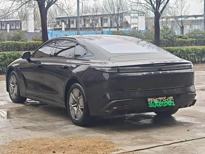 Фото 9 - Exeed Sterra ES