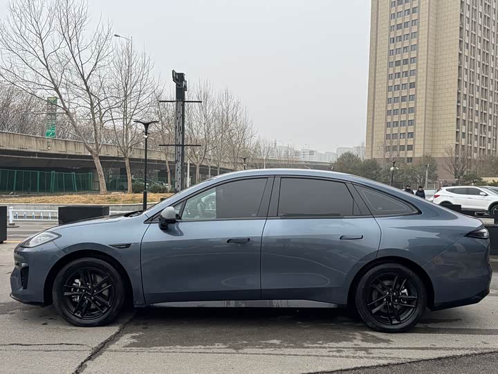 Фото 4 - GAC Aion RT