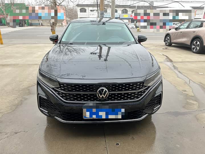 Photo 2 - Volkswagen Passat