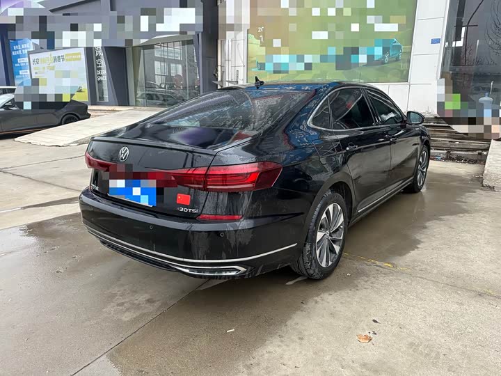 Photo 6 - Volkswagen Passat