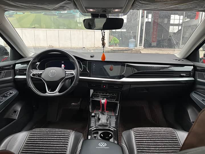 Photo 7 - Volkswagen Passat