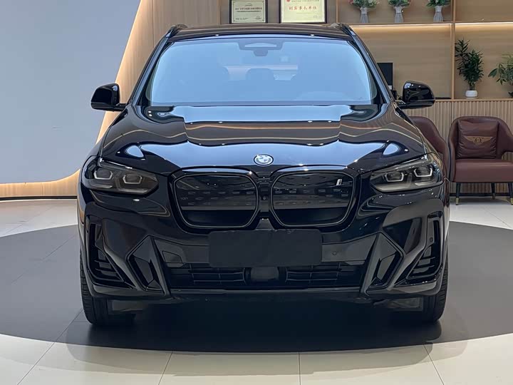 Фото 3 - BMW iX3