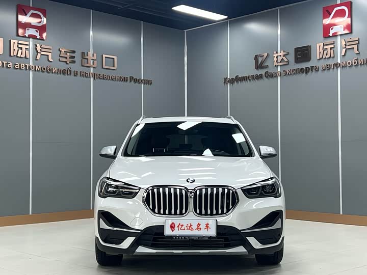 Фото 3 - BMW X1