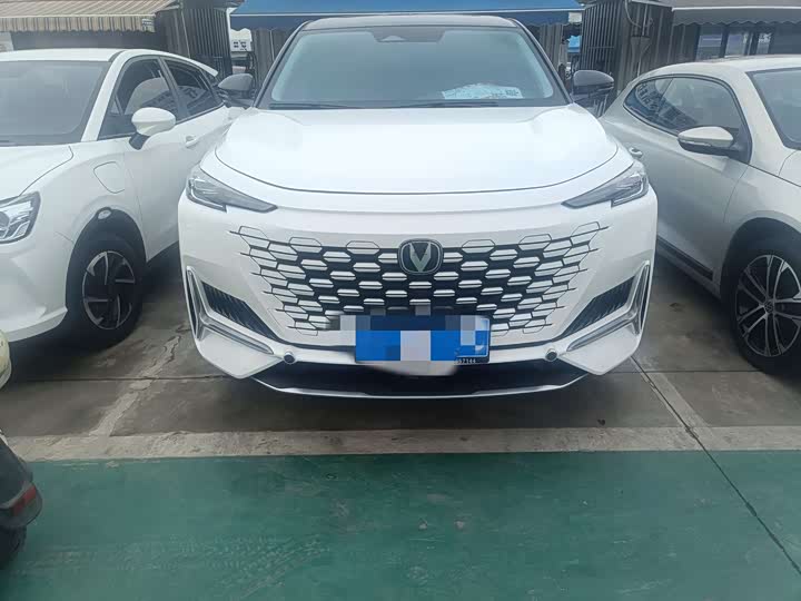 Фото 2 - Changan UNI-K