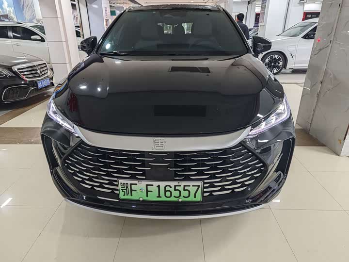 Фото 2 - BYD Tang Hybrid/EV