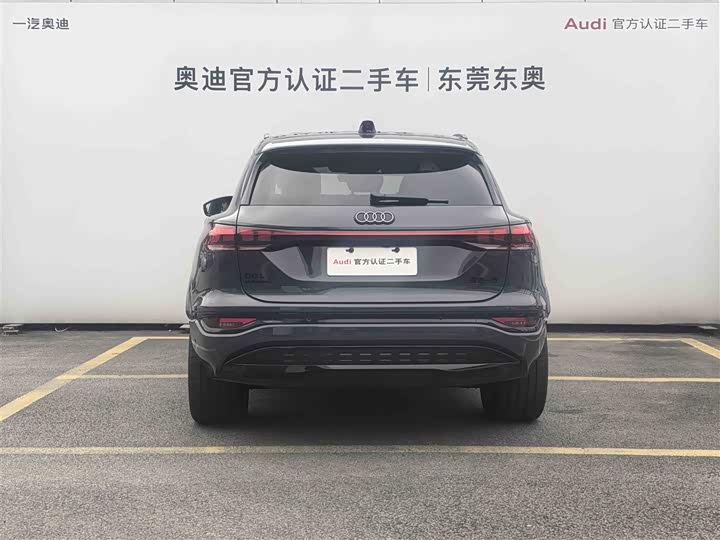 Фото 5 - Audi Q6L e-tron