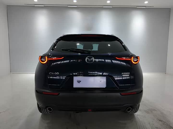 Фото 6 - Mazda CX-30