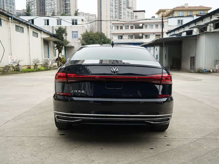 Фото 8 - Volkswagen Passat