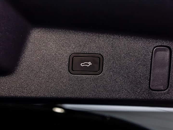 Фото 8 - Zeekr 9X