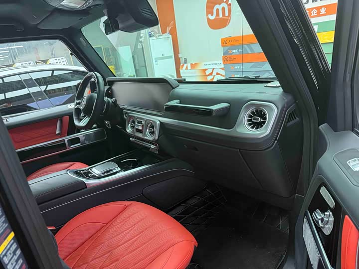 Фото 7 - Mercedes-Benz G-Class AMG