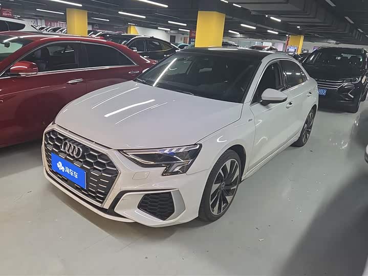 Фото 1 - Audi A3