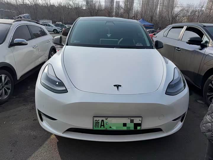 Photo 1 - Tesla Model Y