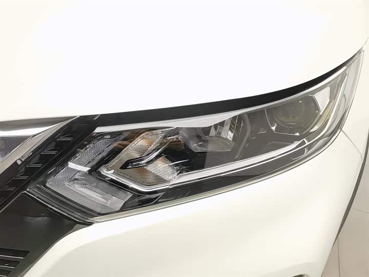 Photo 7 - Nissan Qashqai