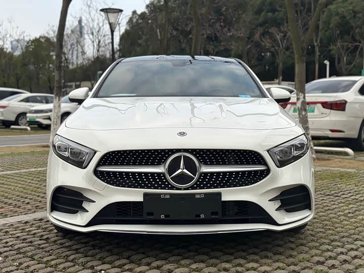 Фото 2 - Mercedes-Benz A-Class