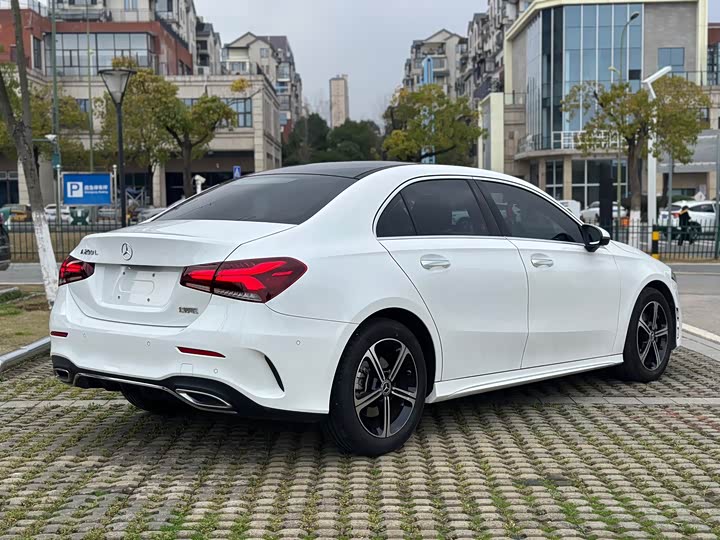 Фото 5 - Mercedes-Benz A-Class