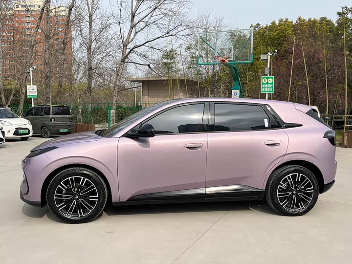 Фото 3 - BAIC Arcfox T1