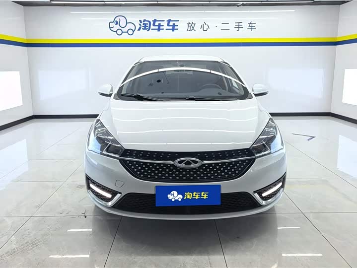 Photo 2 - Chery Arrizo 5