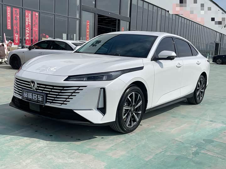 Фото 1 - Changan Eado Plus