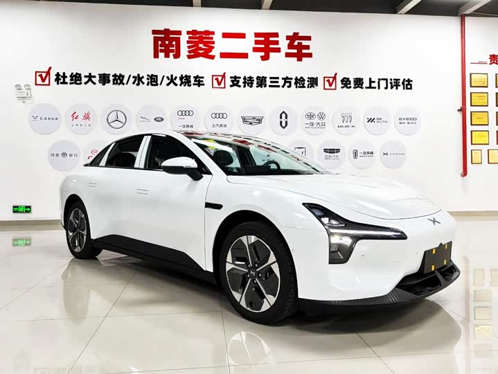 Фото 3 - XPeng Mona M03