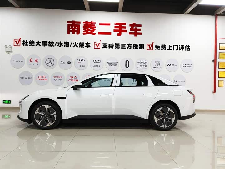 Фото 4 - XPeng Mona M03