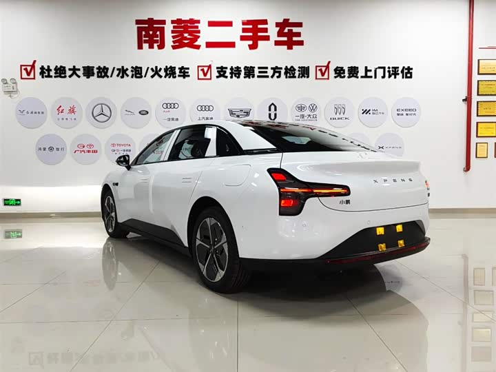 Фото 6 - XPeng Mona M03