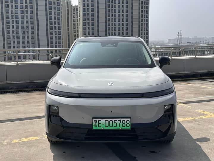 Фото 2 - Leapmotor B10