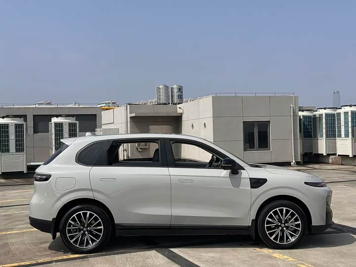 Фото 4 - Leapmotor B10