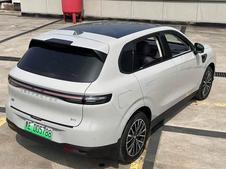 Фото 6 - Leapmotor B10