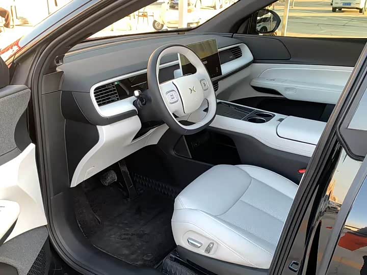 Фото 4 - XPeng G6