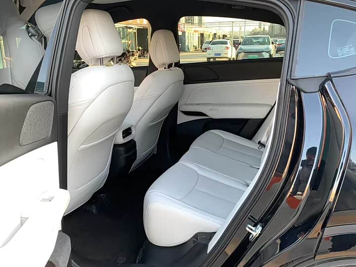 Фото 6 - XPeng G6