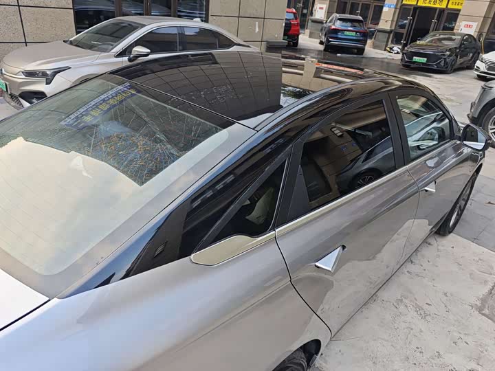 Photo 7 - Geely Geometry A