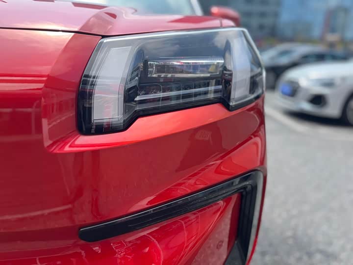 Фото 6 - GAC Aion V