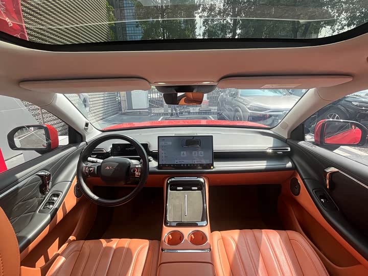 Фото 8 - GAC Aion V