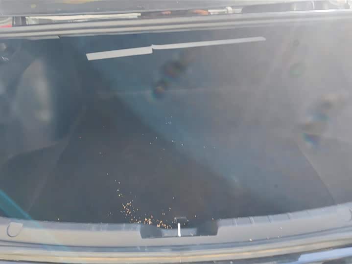 Фото 4 - Geely Preface