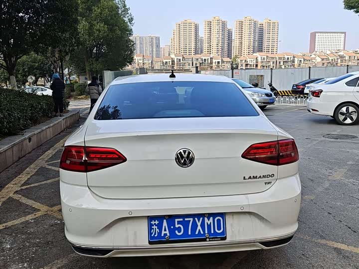 Photo 6 - Volkswagen Lamando L